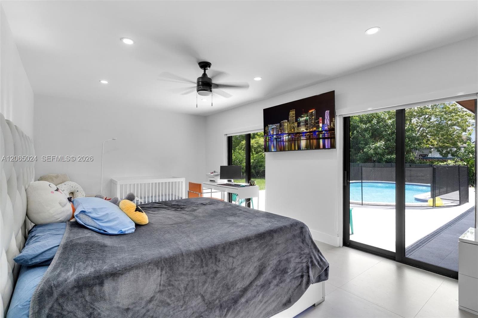 11243 SW 174th Ter photo 17