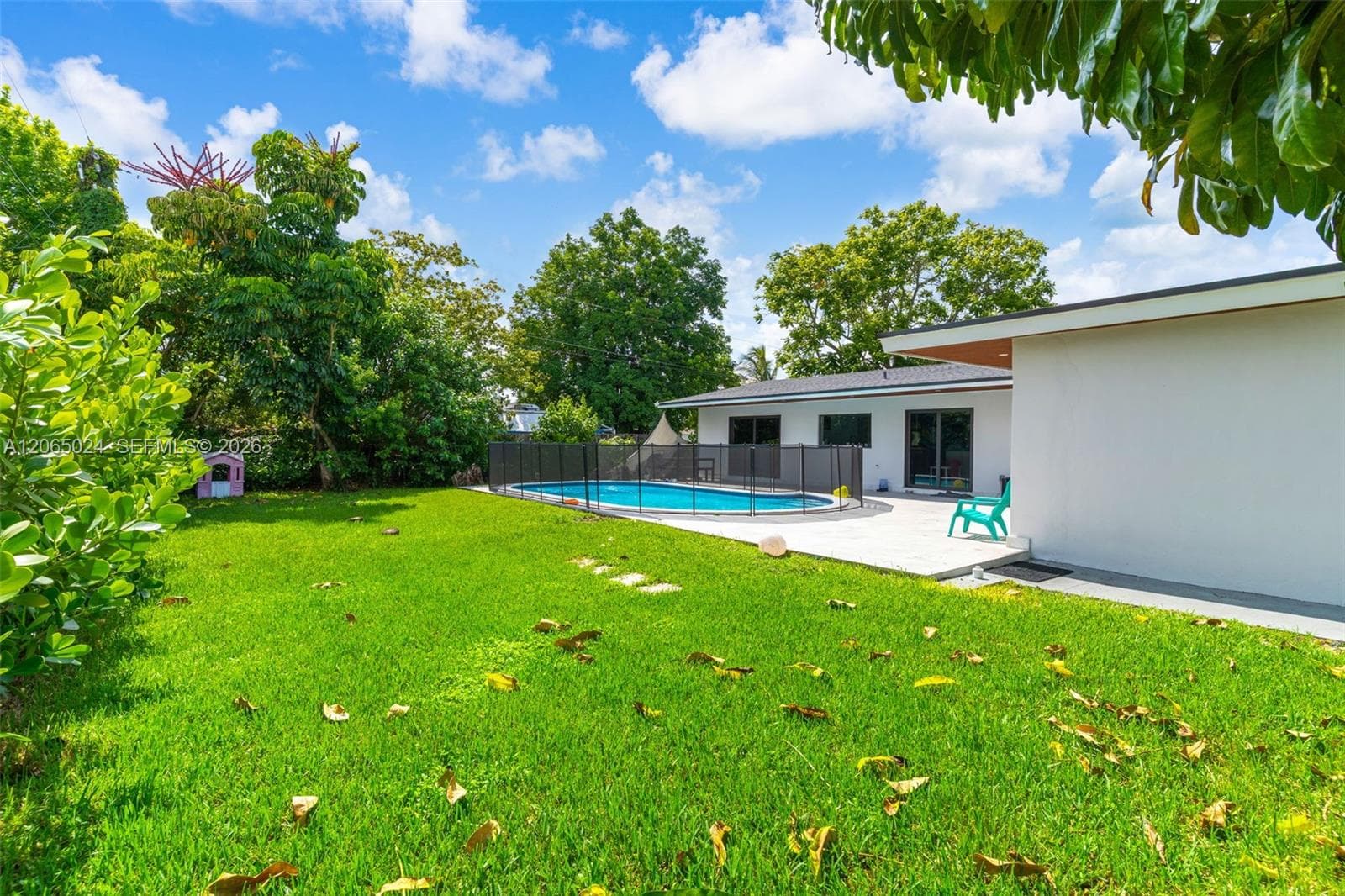 11243 SW 174th Ter photo 29