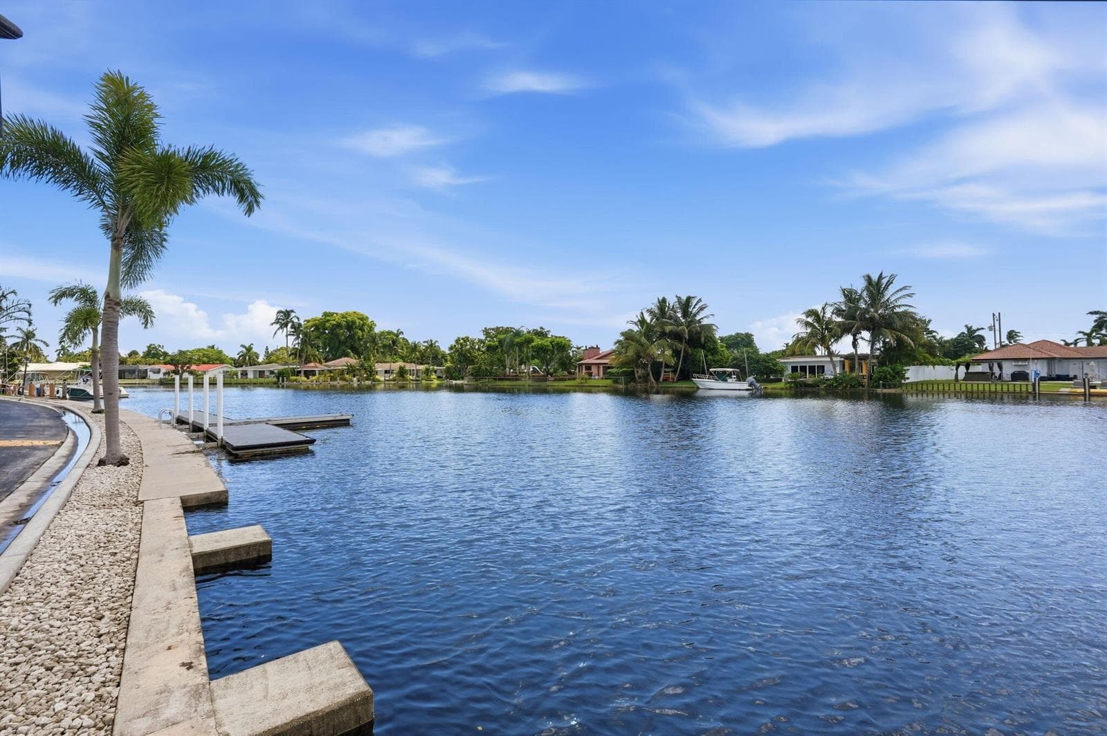 6-web-or-mls-140_Cypress_Club_Drive_Unit