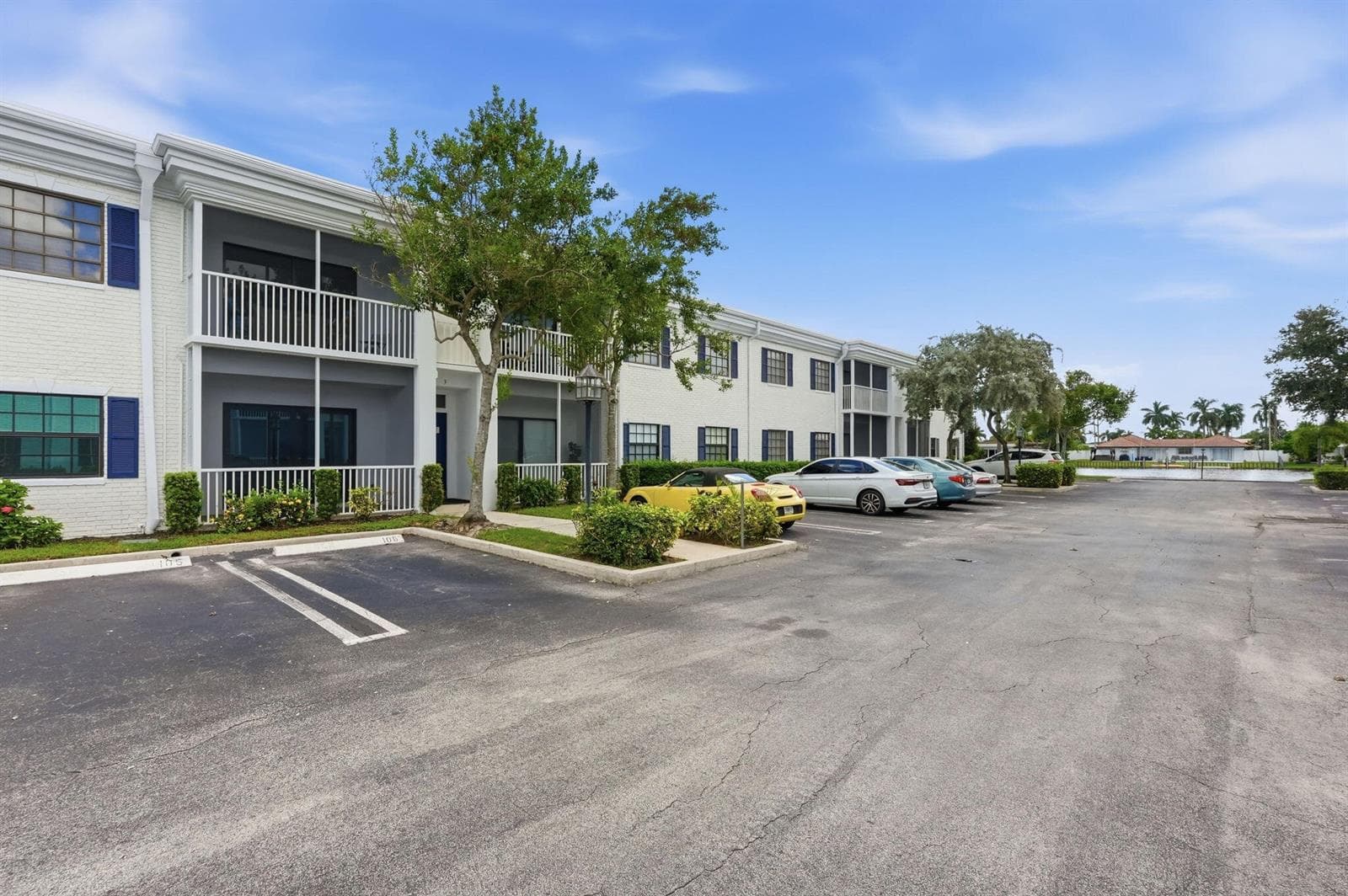 2-web-or-mls-140_Cypress_Club_Drive_Unit