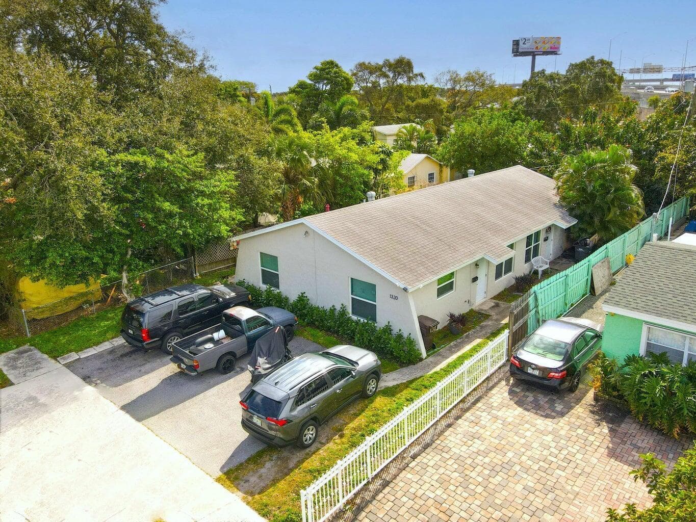 1320 Wellington St- 2