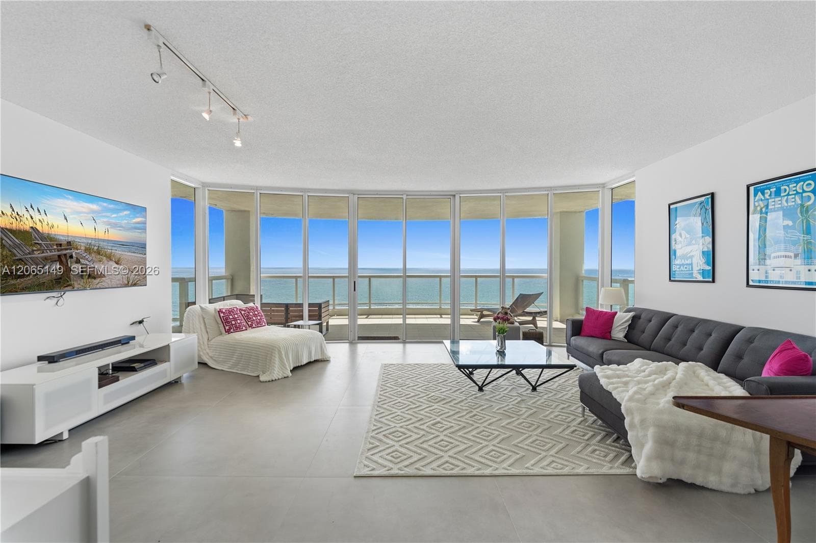 LA TOUR CONDO · #1503 in Miami Beach - Photo 2