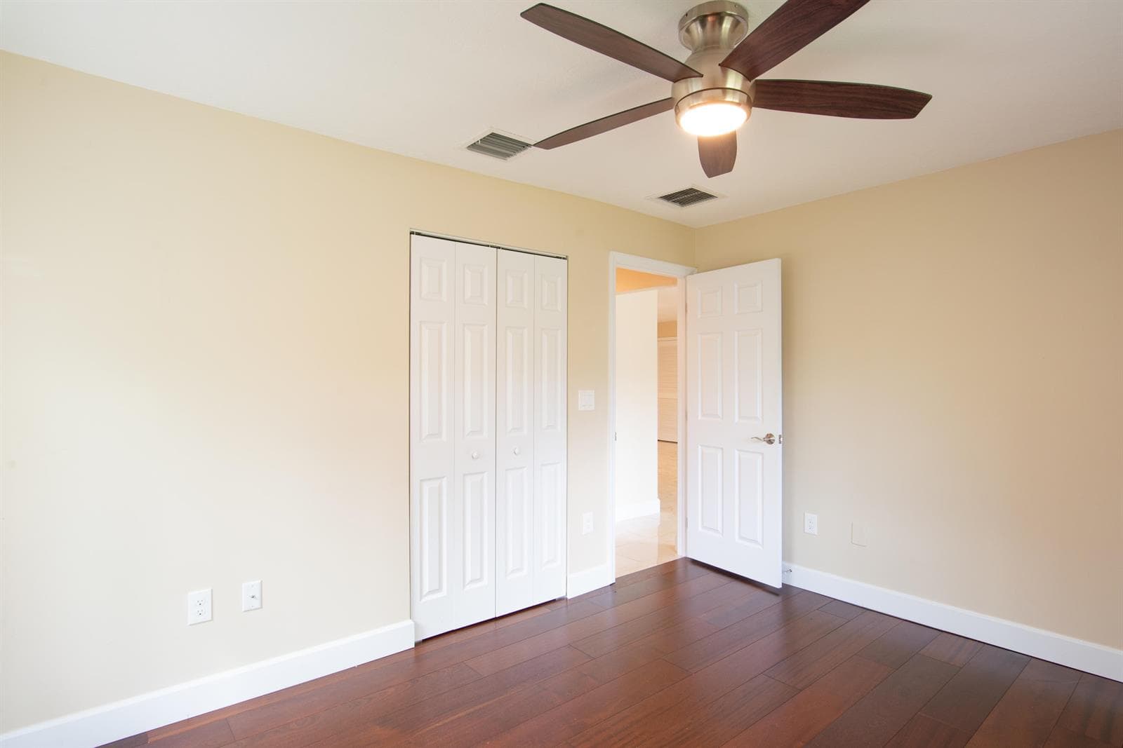 Clark-364 Orange Way-019