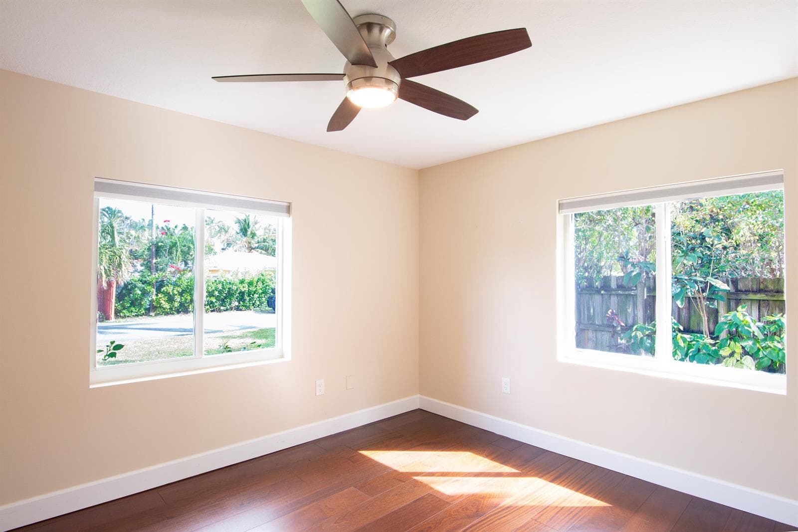 Clark-364 Orange Way-020