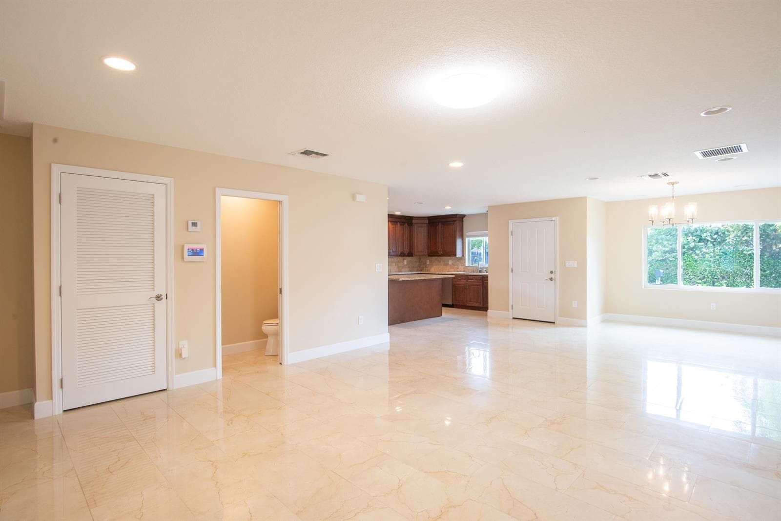 Clark-364 Orange Way-013