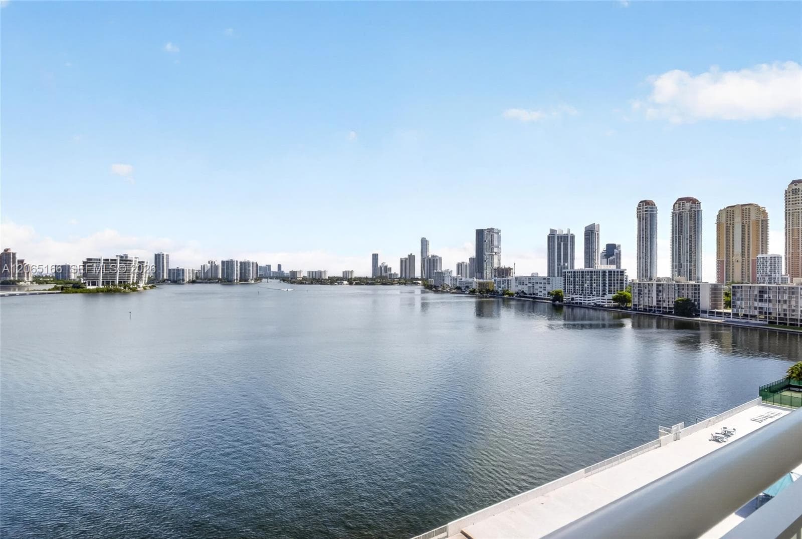 Winston Tower 500 · #1216 in Sunny Isles Beach - Photo 36