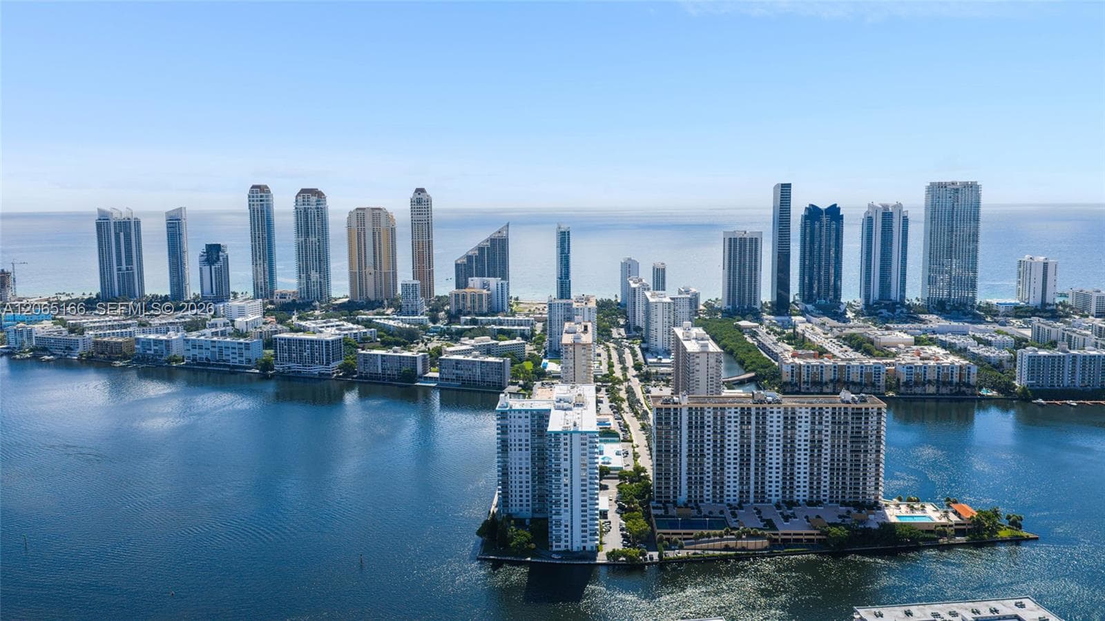 Winston Tower 500 · #1216 in Sunny Isles Beach - Photo 1