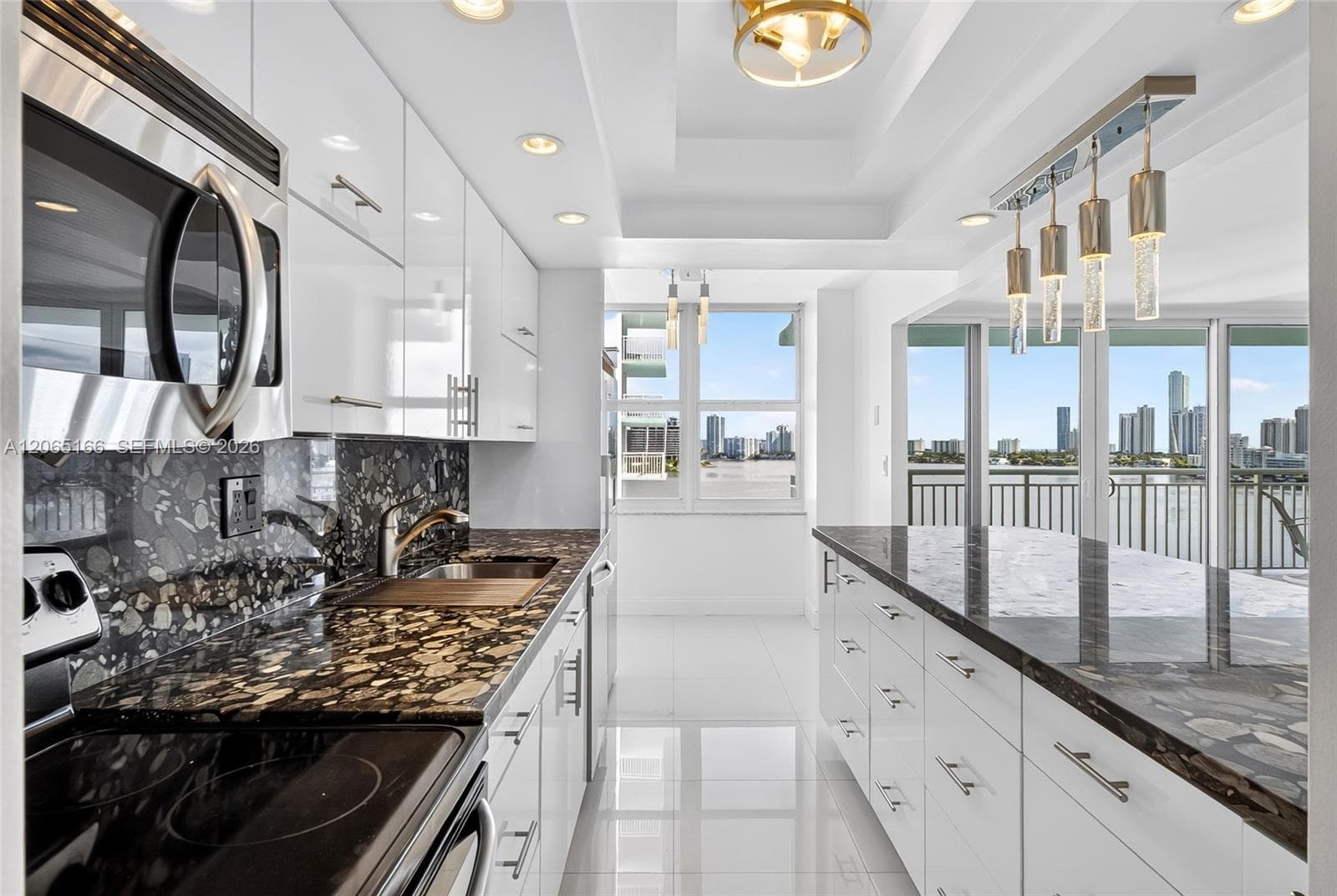 Winston Tower 500 · #1216 in Sunny Isles Beach - Photo 18