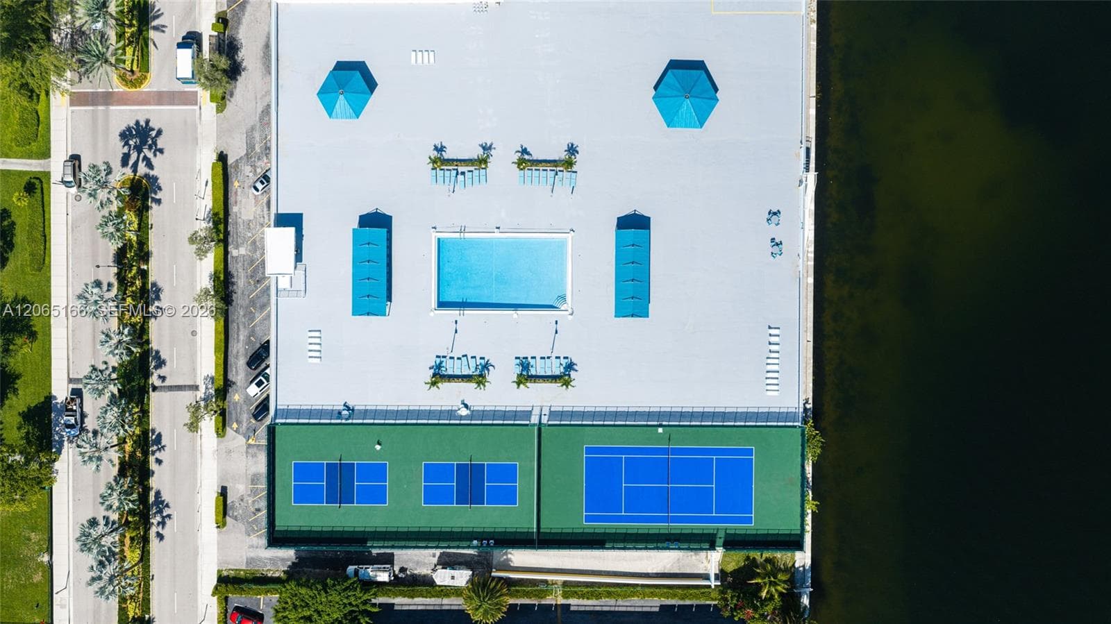 Winston Tower 500 · #1216 in Sunny Isles Beach - Photo 48