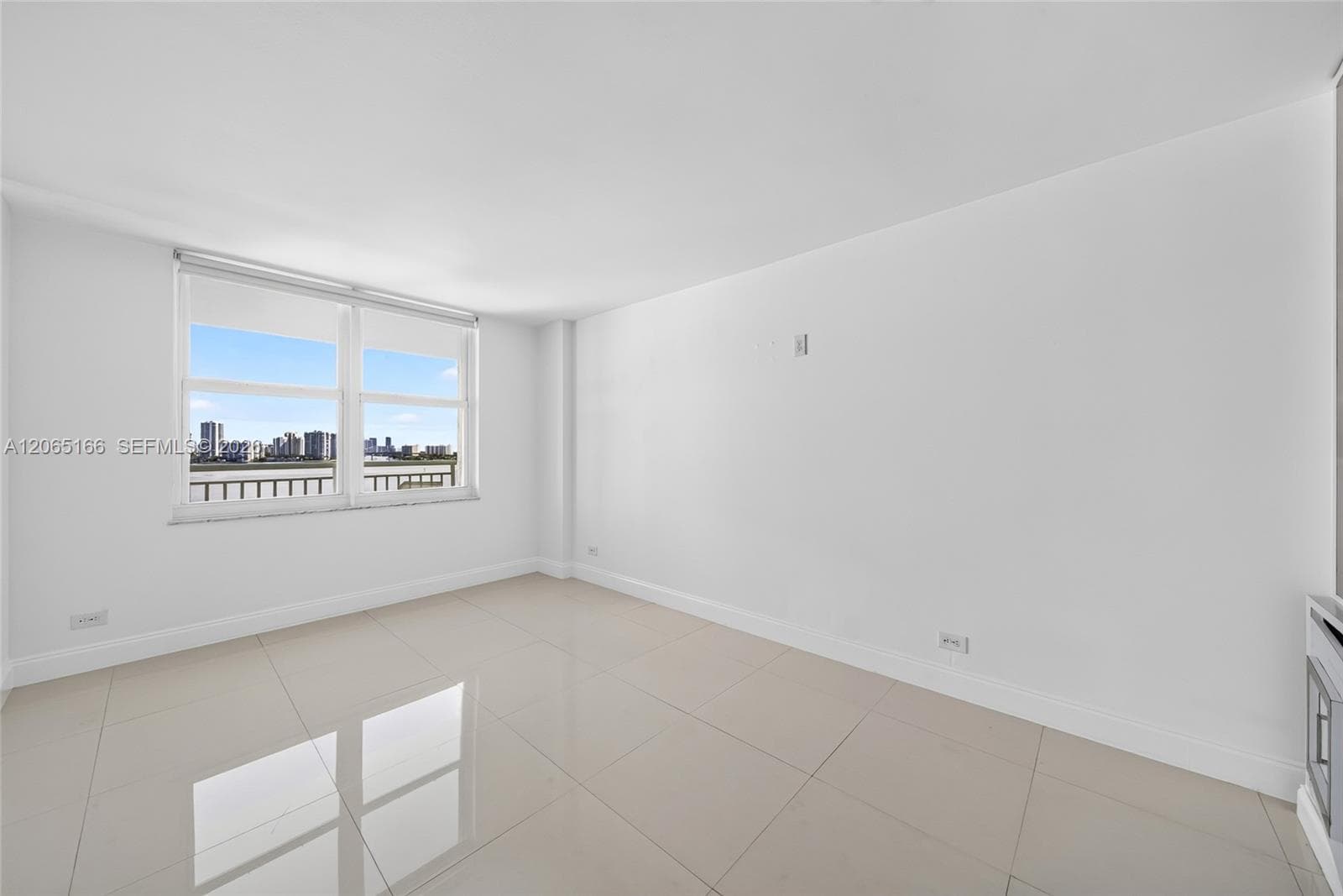Winston Tower 500 · #1216 in Sunny Isles Beach - Photo 29