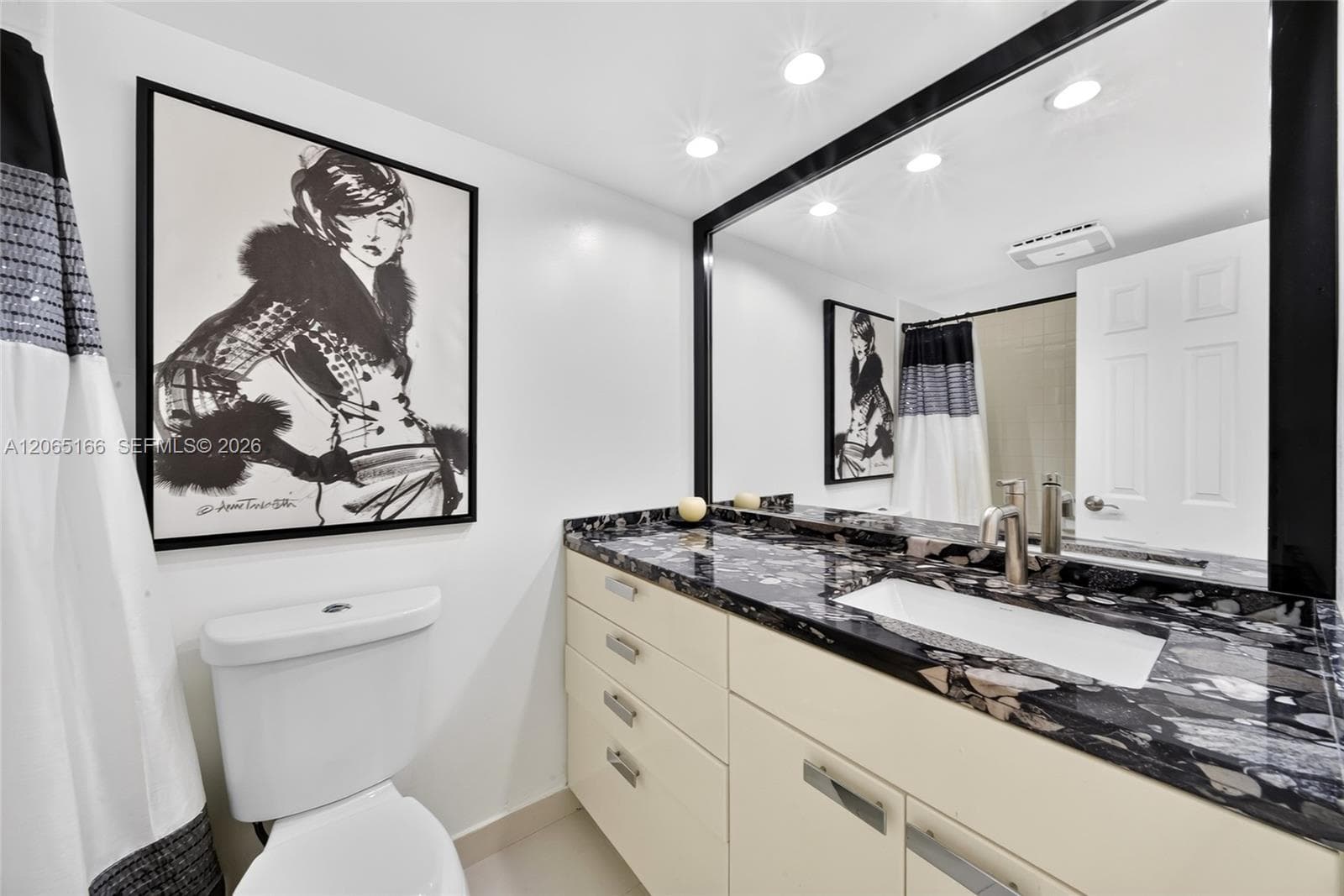 Winston Tower 500 · #1216 in Sunny Isles Beach - Photo 25