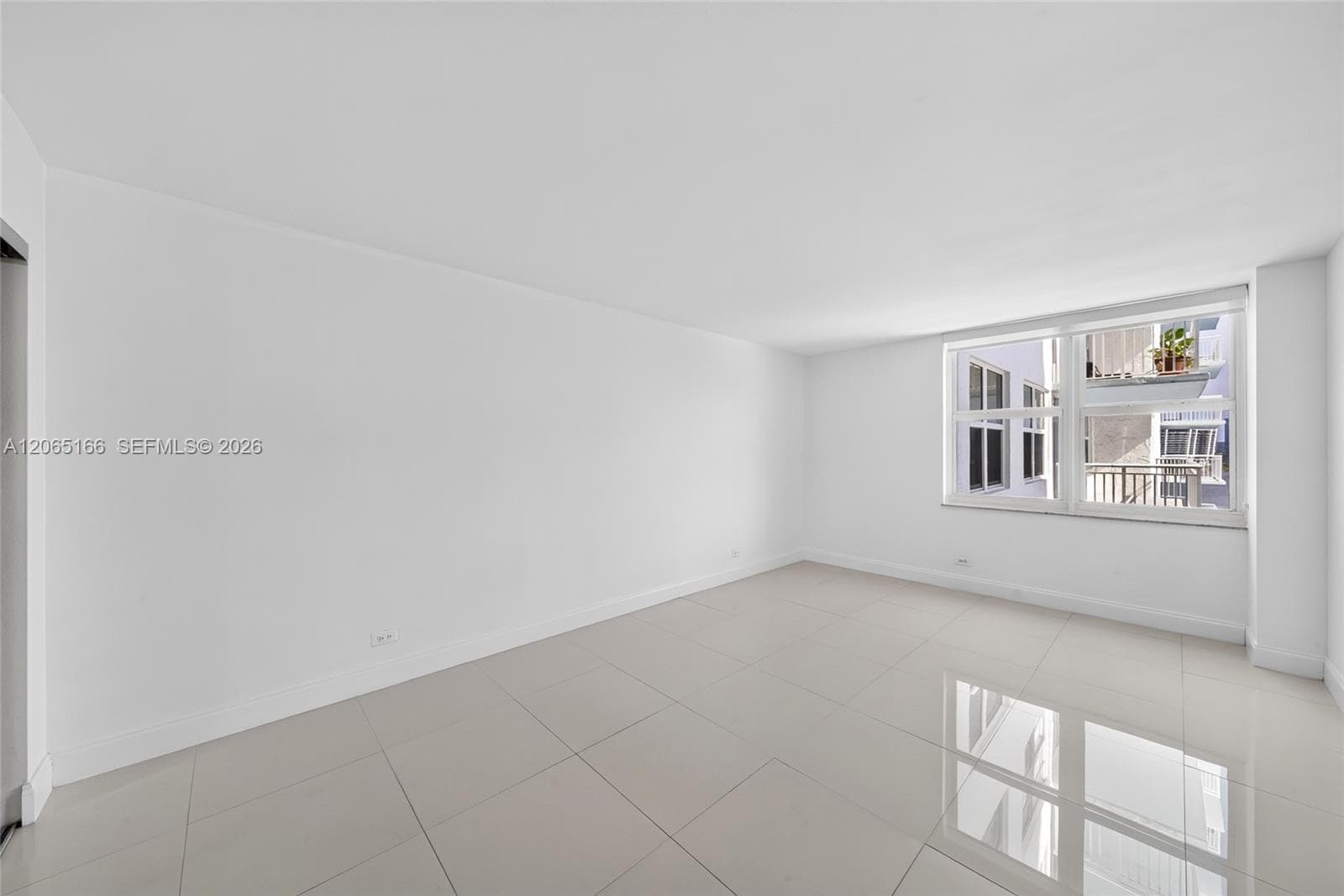 Winston Tower 500 · #1216 in Sunny Isles Beach - Photo 21