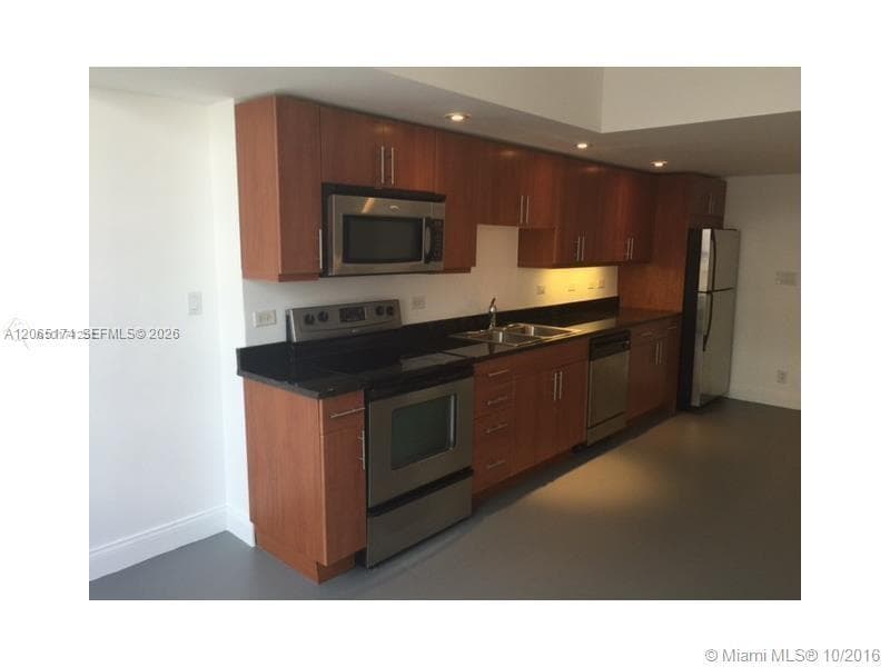 FLAGLER FIRST CONDO · #1003 in Miami - Photo 3