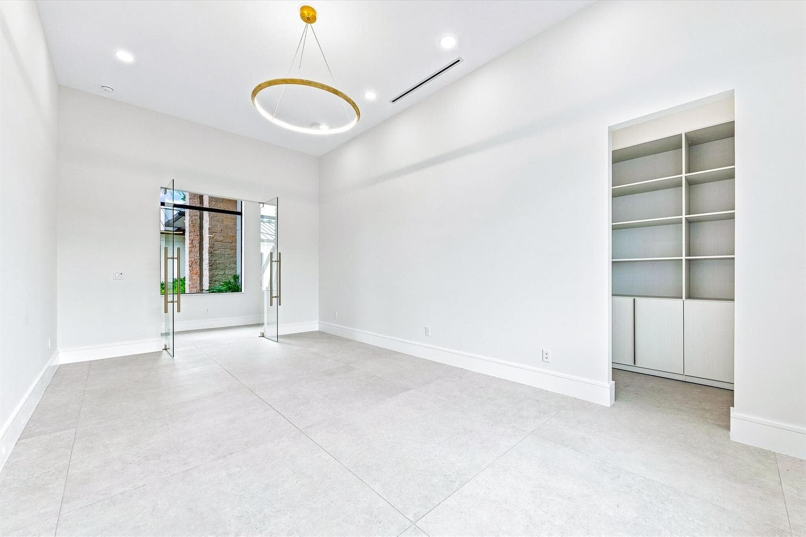Flex Room