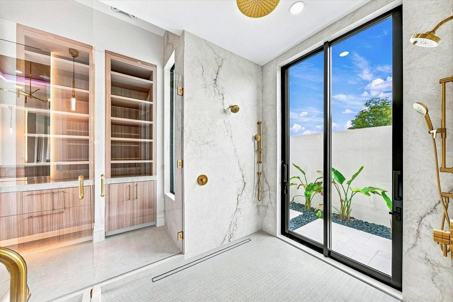 Primary Shower