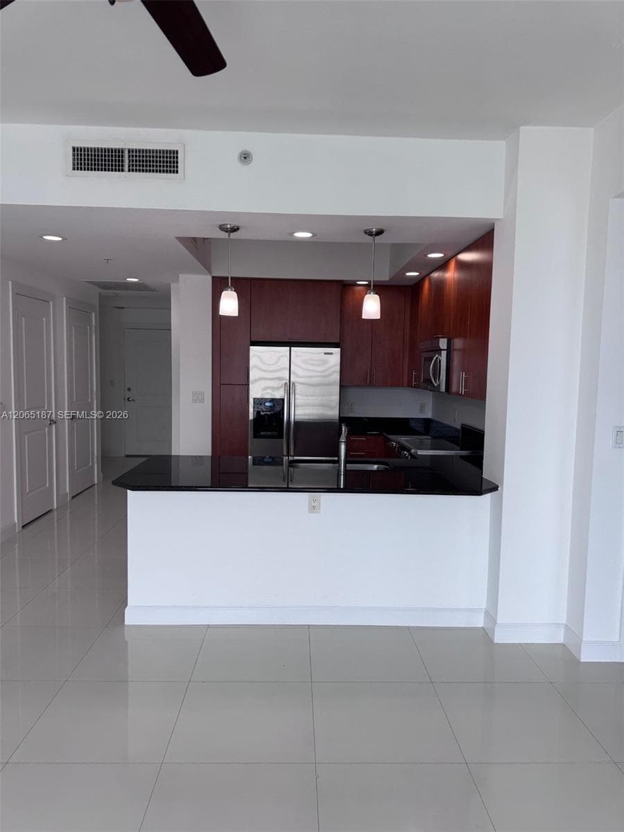 STRADA · #1905 in Fort Lauderdale - Photo 3