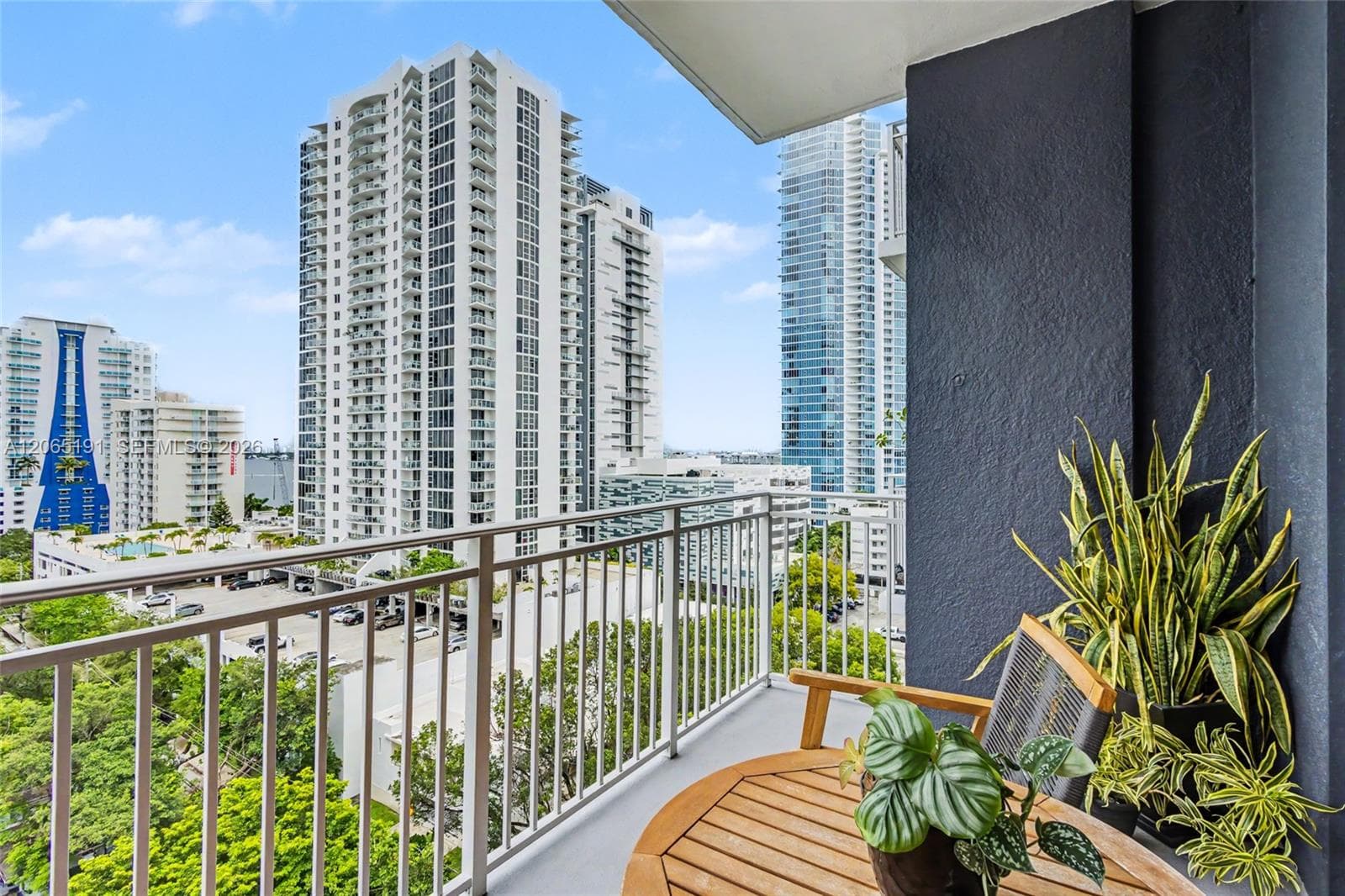 UPTOWN LOFTS CONDO · #1004 in Miami - Photo 19