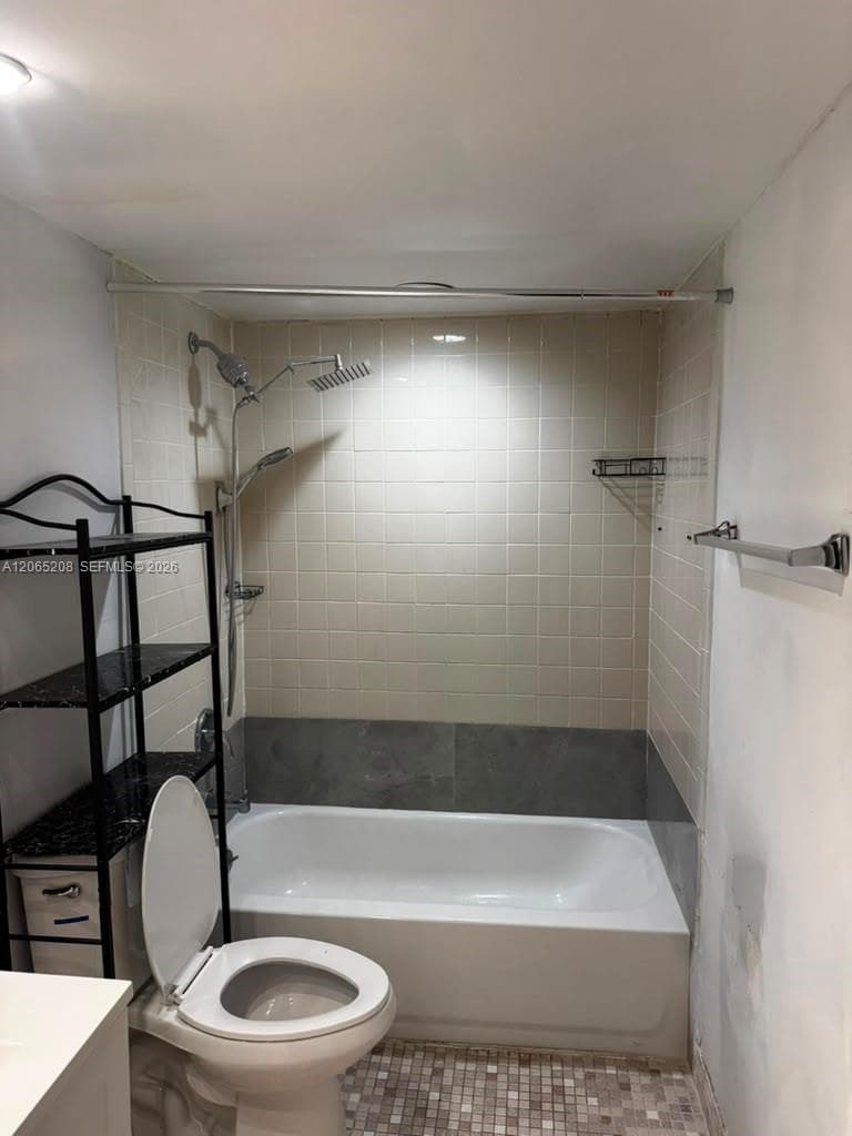 THE LEEWARD CONDO · #215-D in North Miami - Photo 9