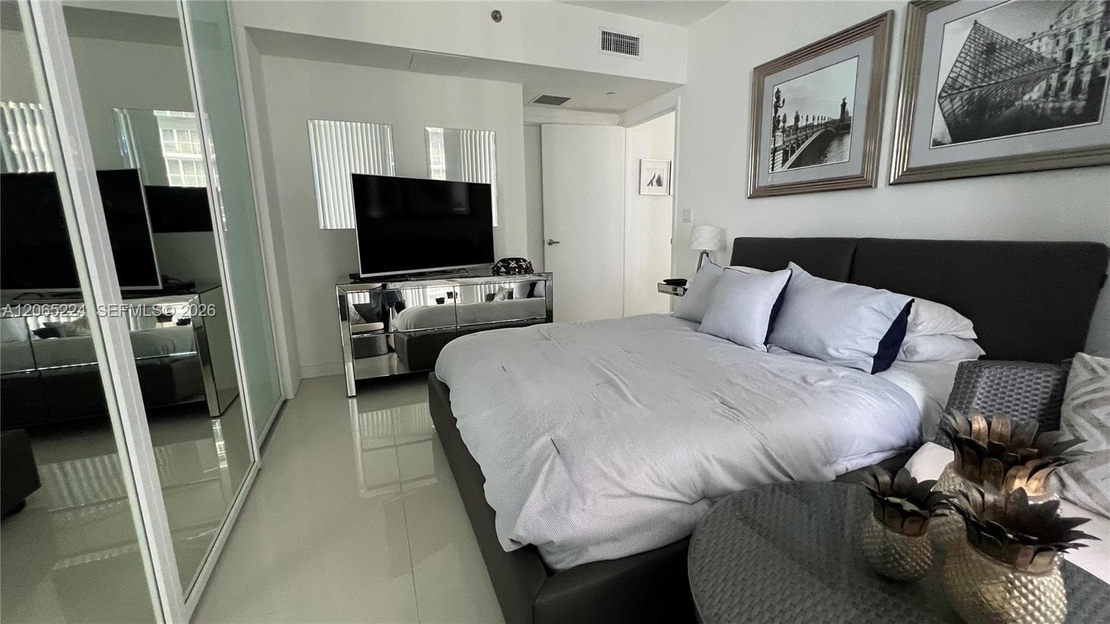 Icon Brickell II · #4308 in Miami - Photo 12