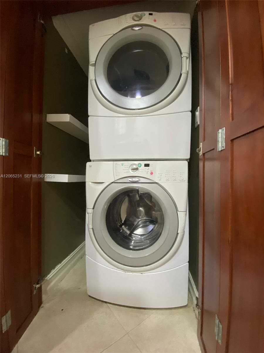 12432 SW 94th Ln photo 9