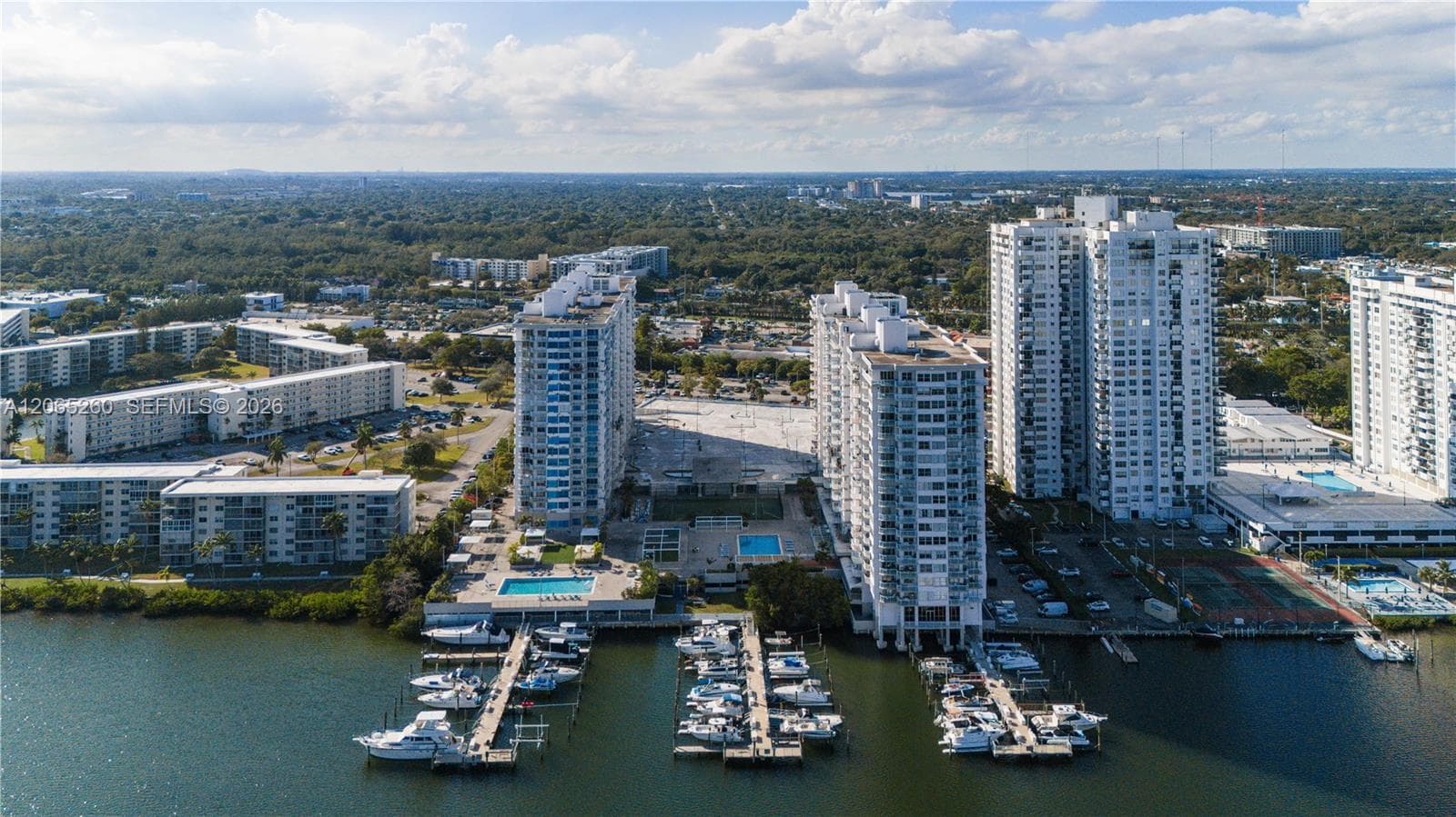 Del Prado Condo · #1904-1 in Aventura - Photo 31