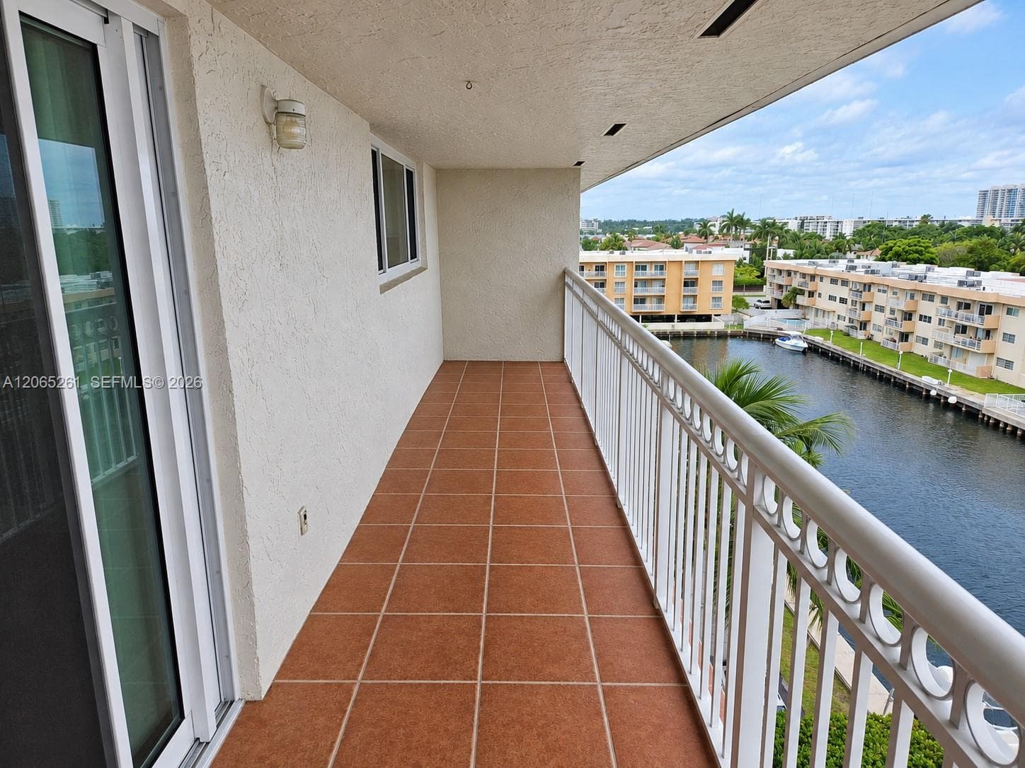BAYVIEW POINT SOUTH CONDO · #605 in North Miami Beach - Photo 3