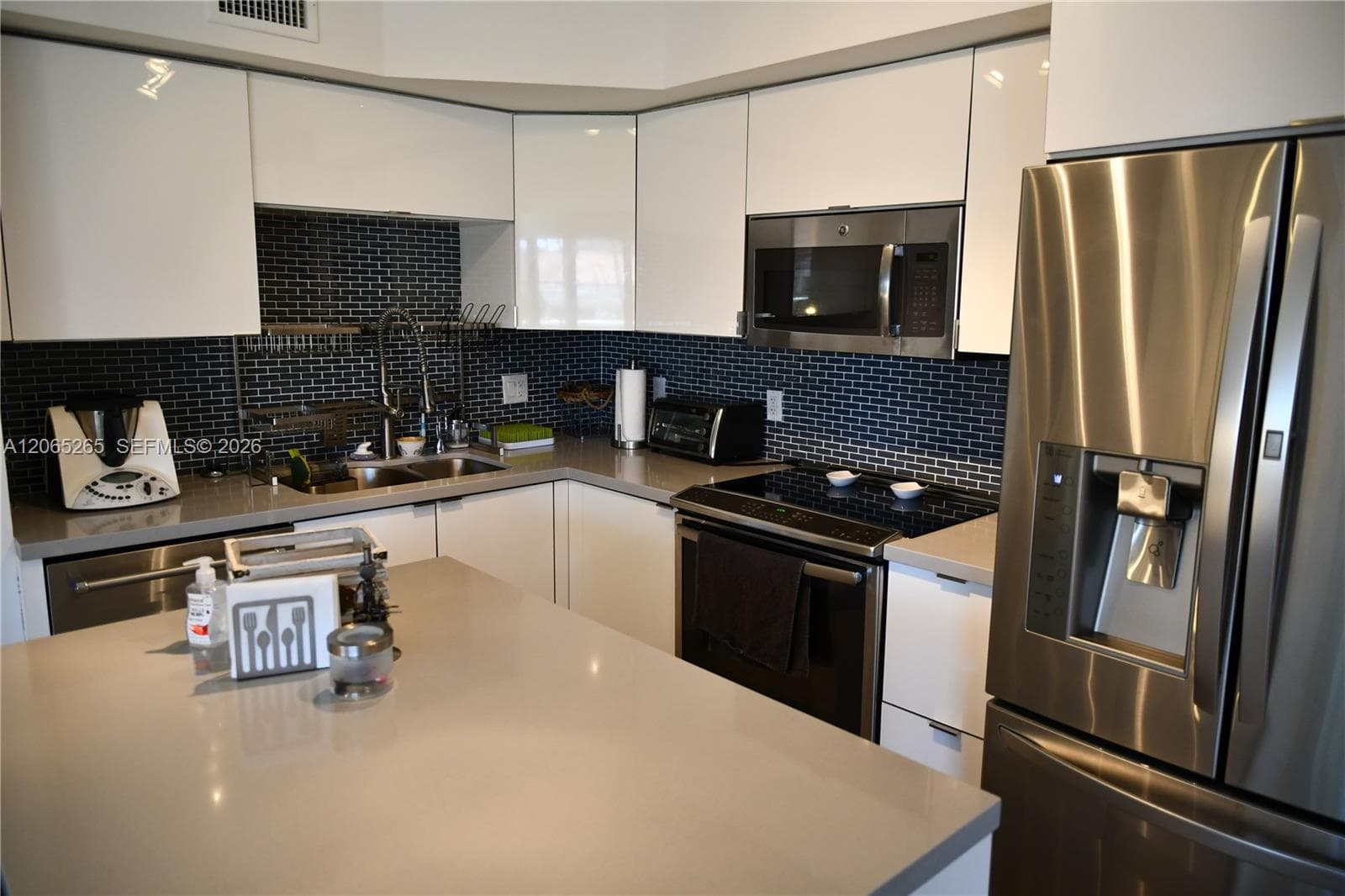 1000 ISL BLVD WILLIAMS IS · #303 in Aventura - Photo 4