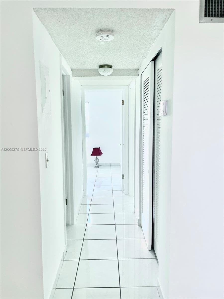 THE WARRENTON · #421 in Hollywood - Photo 13