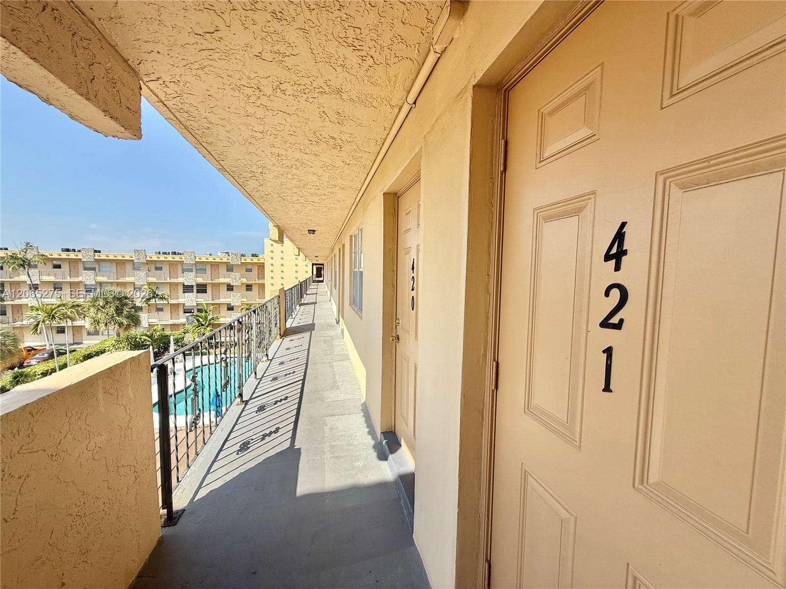 THE WARRENTON · #421 in Hollywood - Photo 35