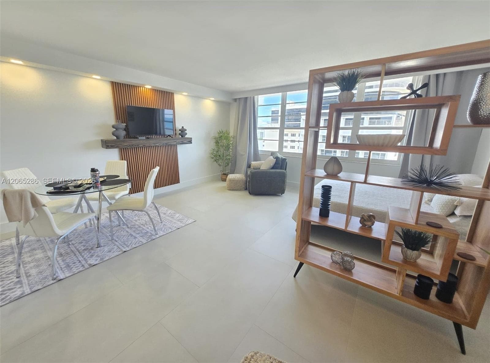The Decoplage · #931 in Miami Beach - Photo 2