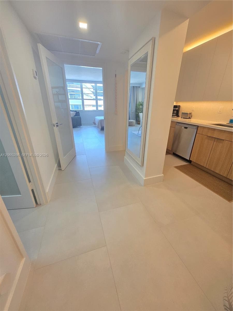 The Decoplage · #931 in Miami Beach - Photo 16