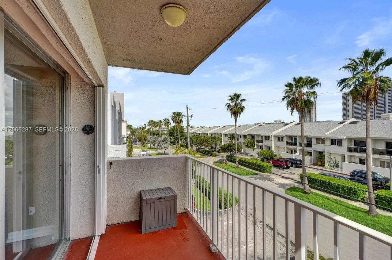 SUNNY SHORES CONDO · #301 in North Miami Beach - Photo 32