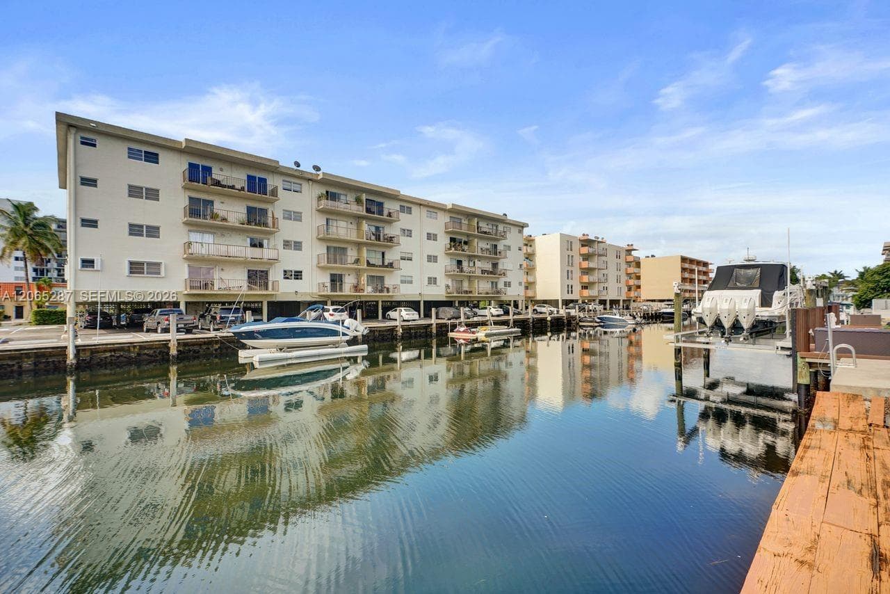 SUNNY SHORES CONDO · #301 in North Miami Beach - Photo 40
