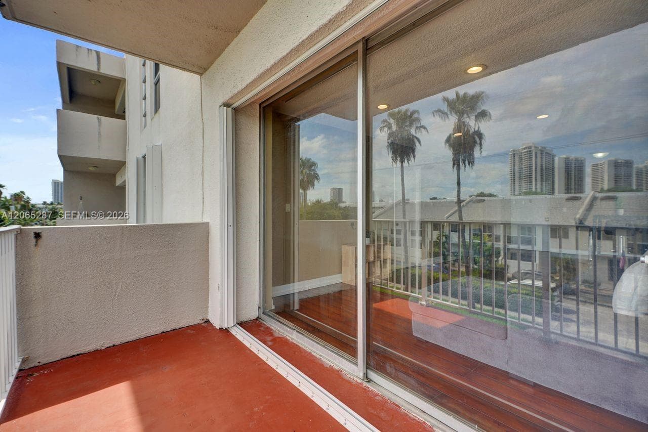 SUNNY SHORES CONDO · #301 in North Miami Beach - Photo 31