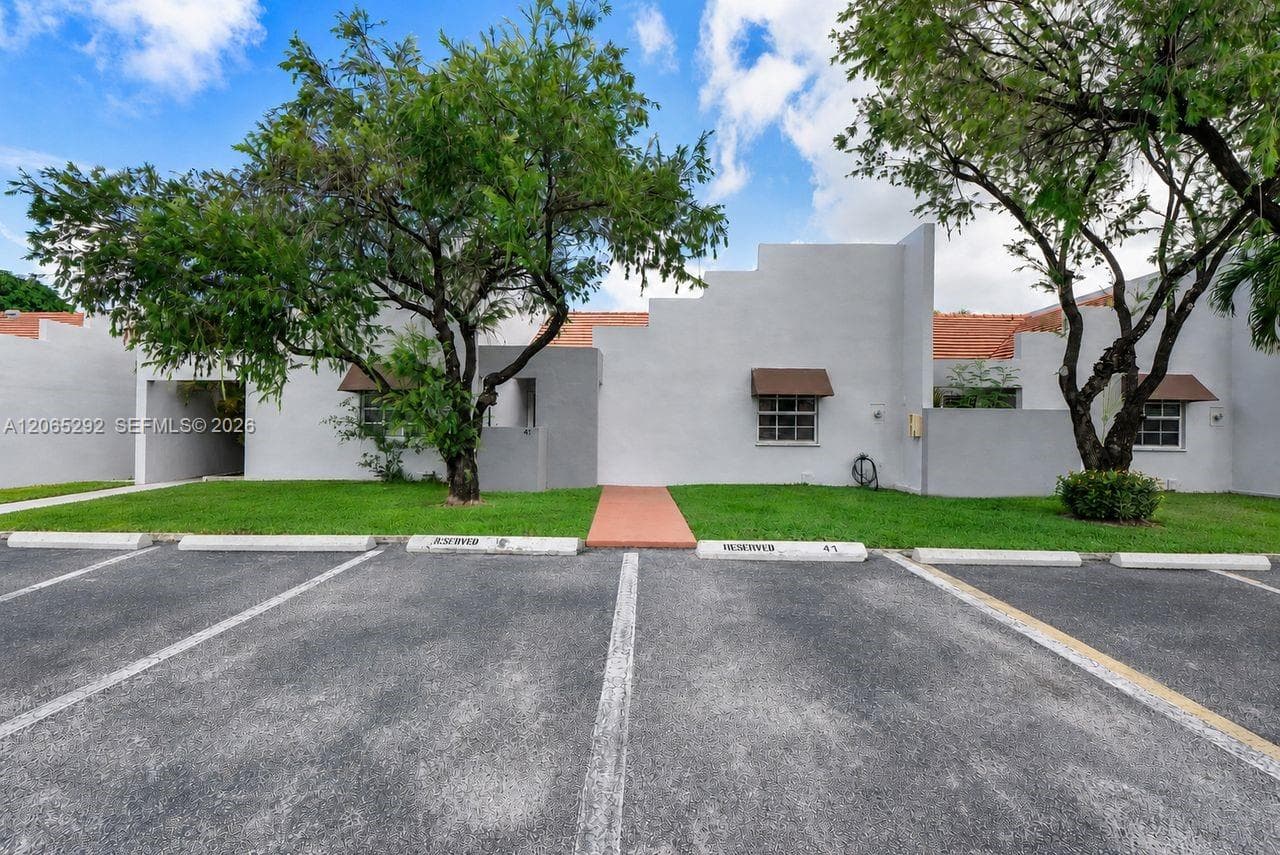 CHATEAUBLEAU AT HAMMOCKS · #41 in Miami - Photo 18