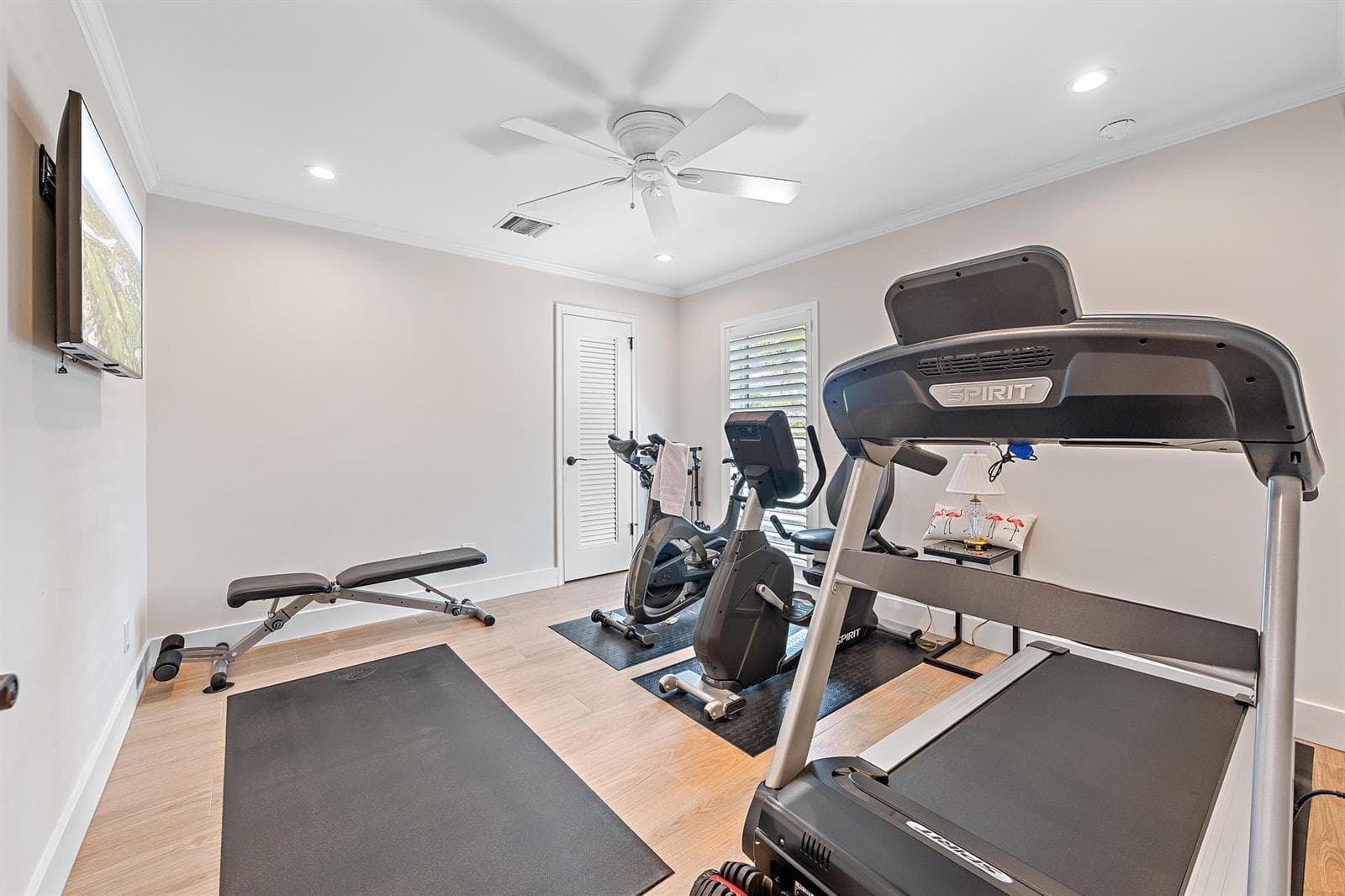11785 Lake Shore Pl-12