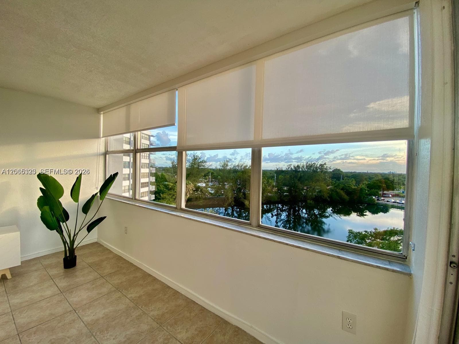 WILSHIRE CONDO · #713E in Miami - Photo 1