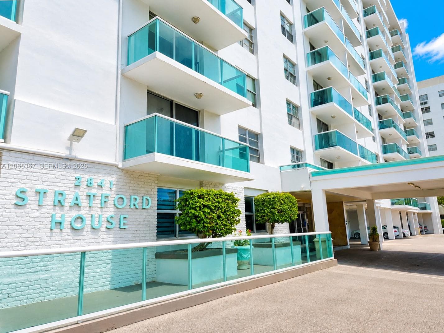 STRATFORD HOUSE · #608 in North Miami Beach - Photo 2