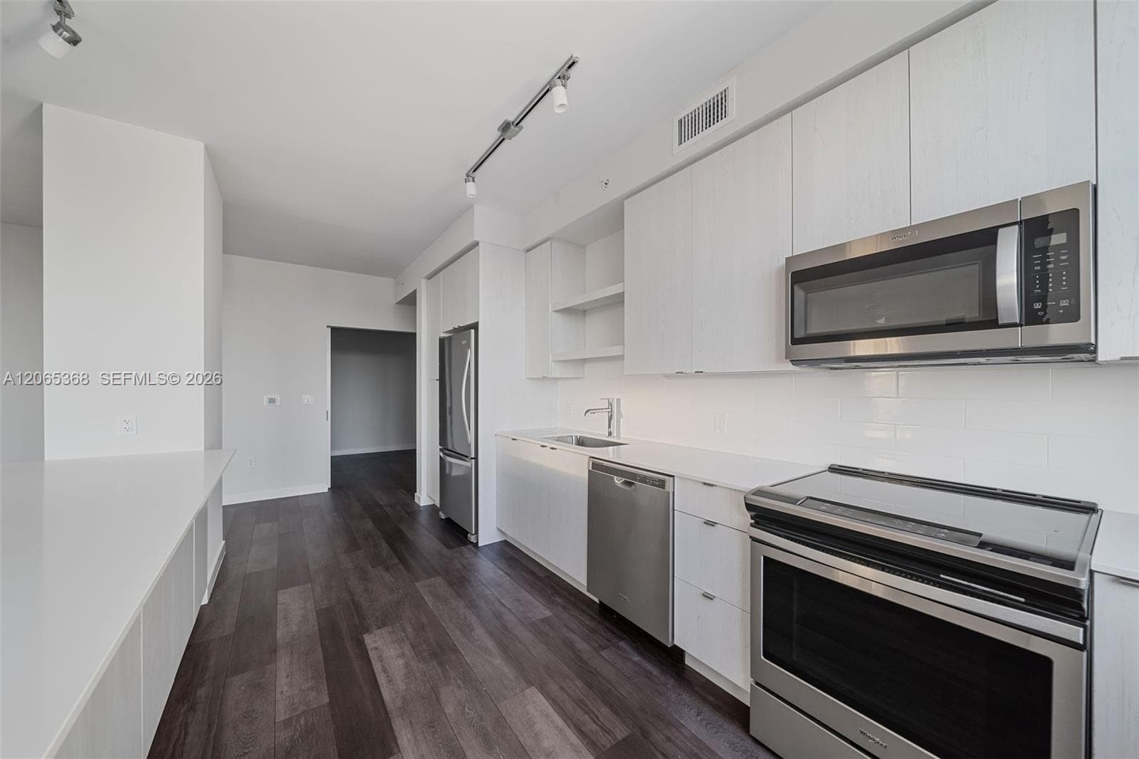 District Flagler Village · #1801 in Fort Lauderdale - Photo 9