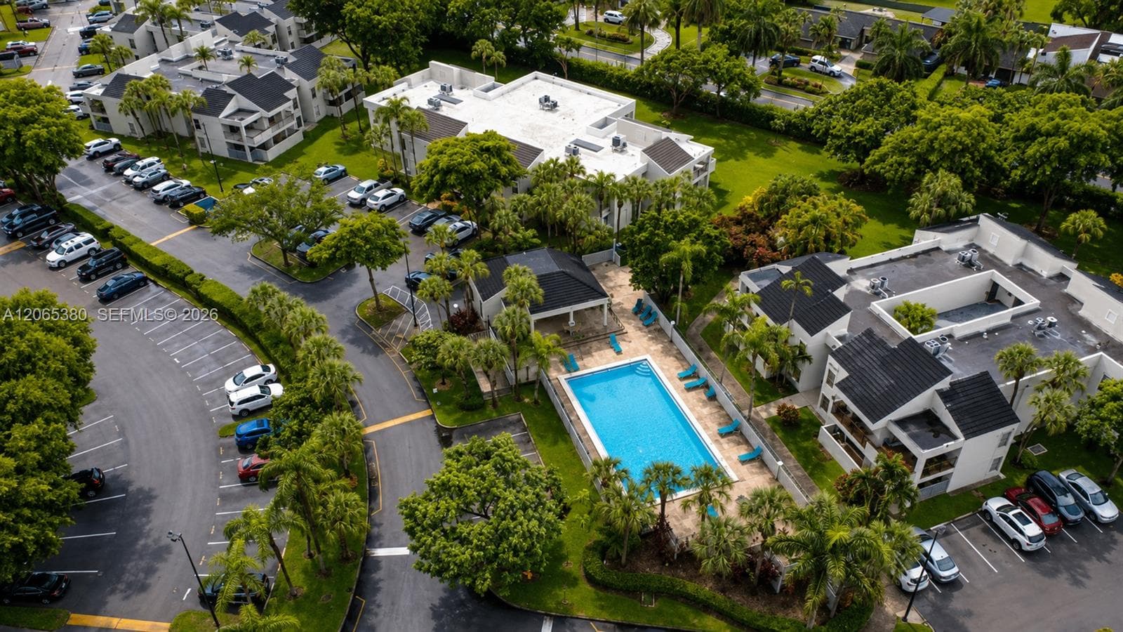 CALUSA CLUB VILLAGE CONDO · #203-B in Miami - Photo 2
