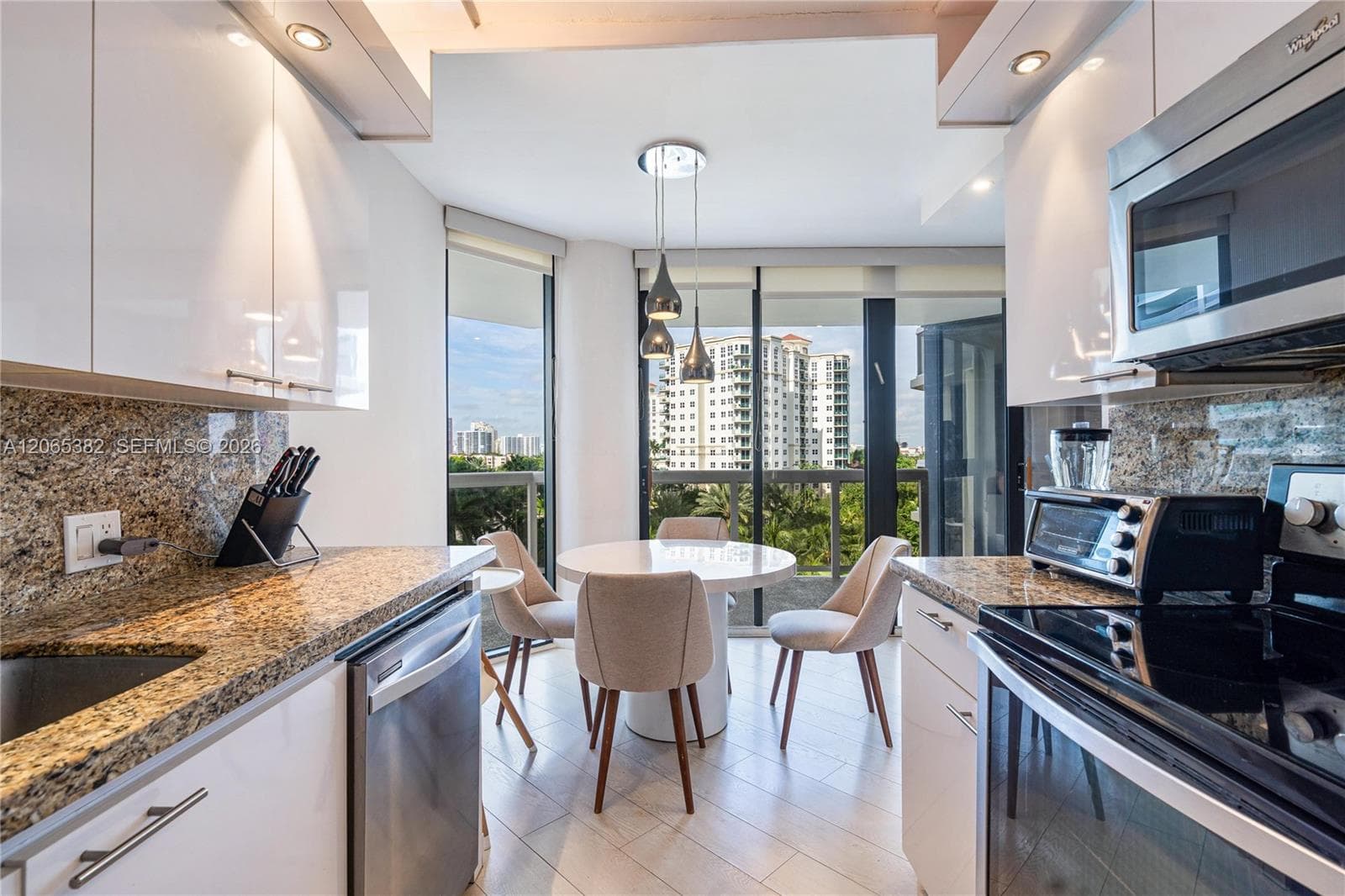 The Landmark Condo · #604+DEN in Aventura - Photo 7