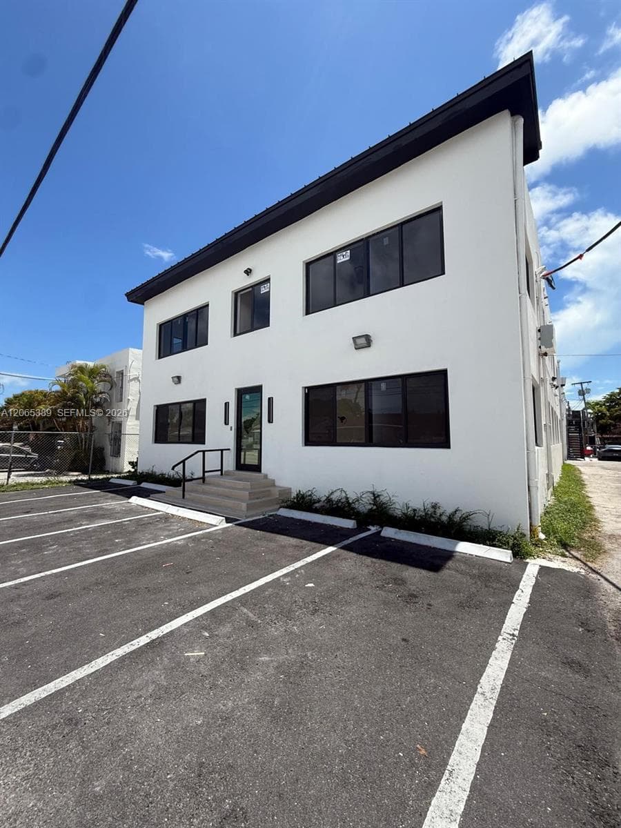 BEACON MANOR · #10 in Miami - Photo 7