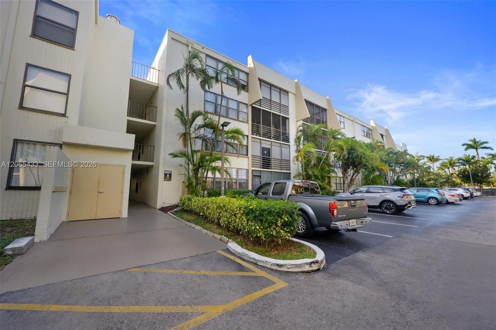 villa dorada · #320-8 in Aventura - Photo 2