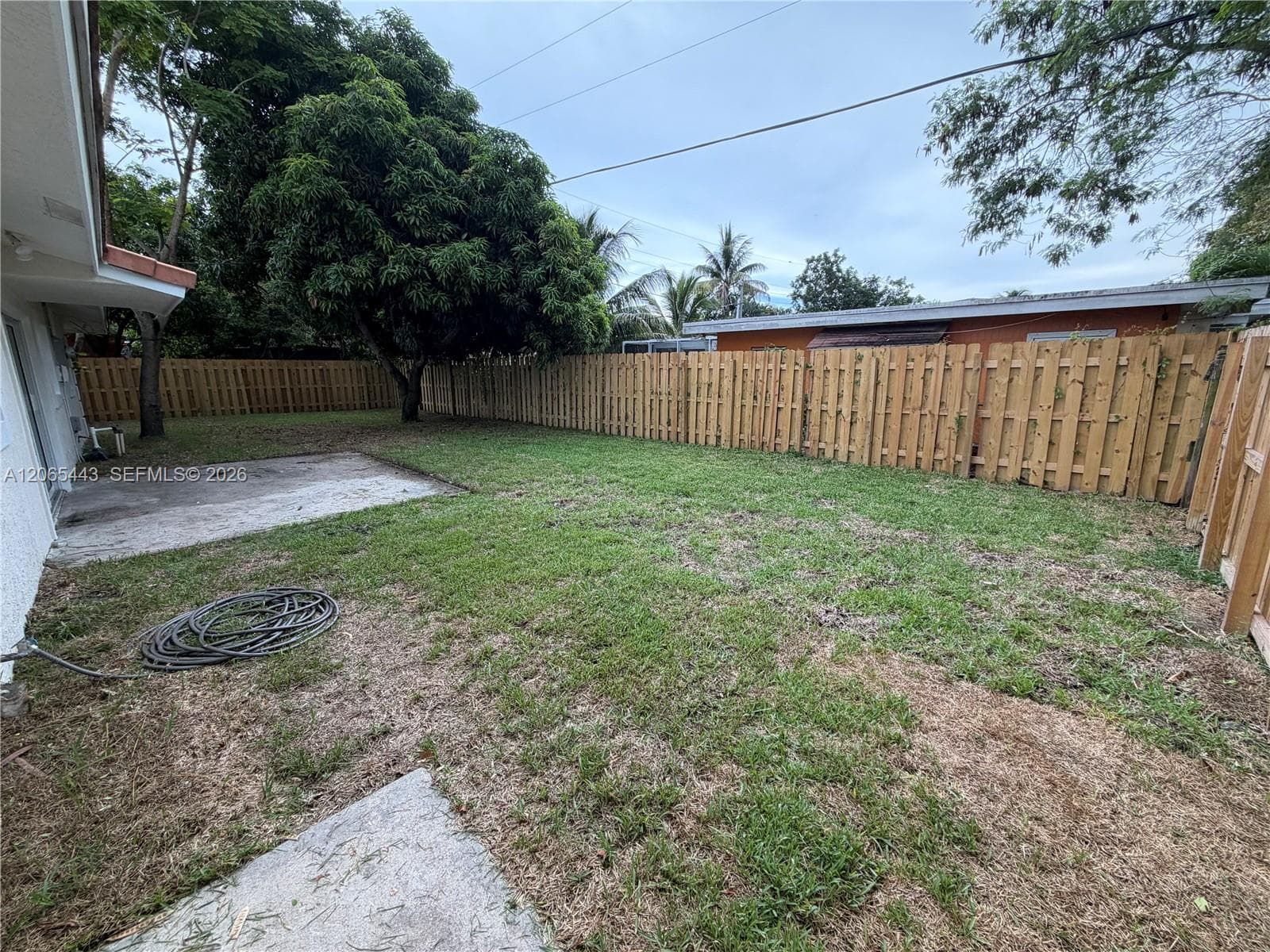 110 NE 17th Ct photo 26