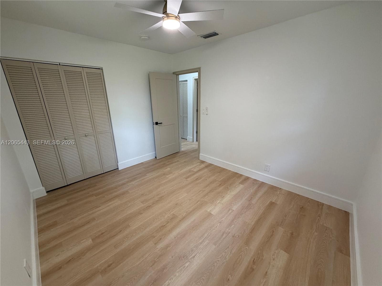 110 NE 17th Ct photo 20