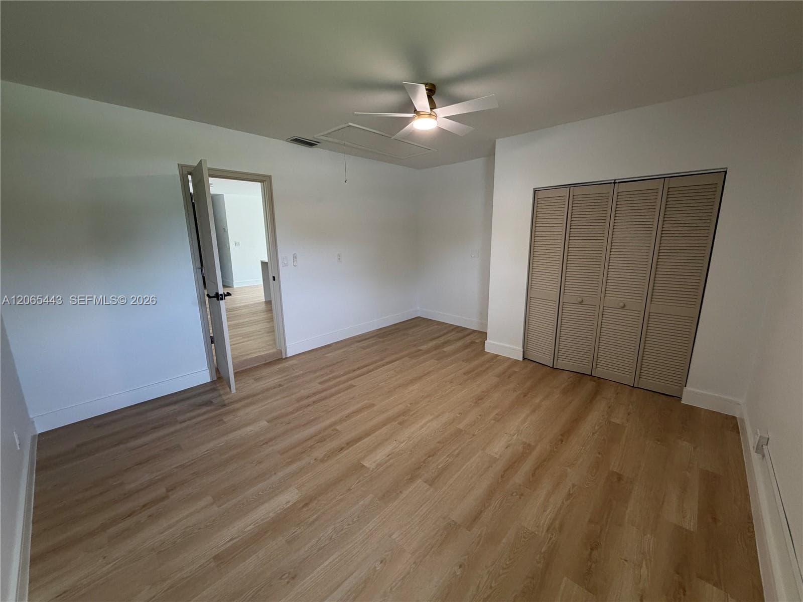 110 NE 17th Ct photo 15