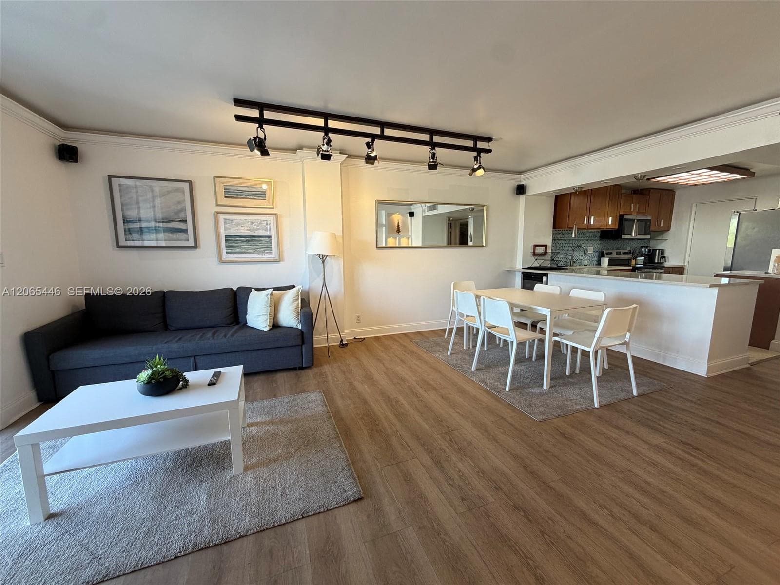 ISLAND SHORES CONDO · #201 in North Miami Beach - Photo 5