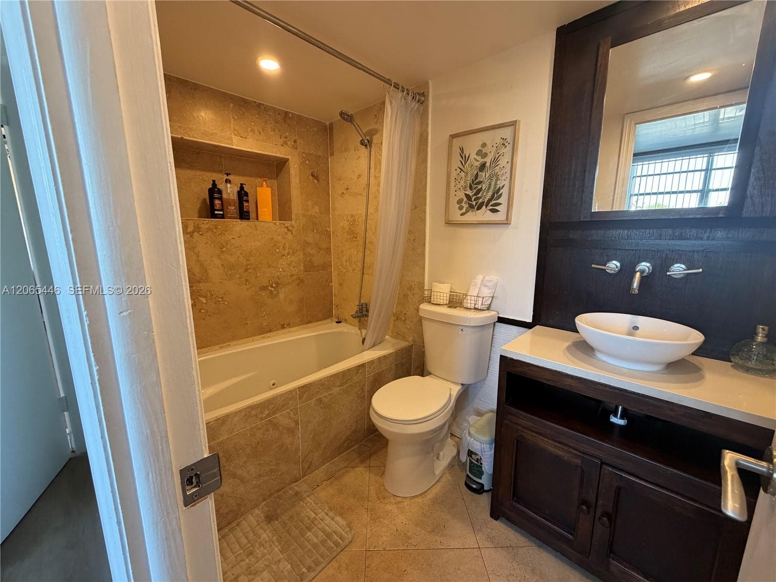 ISLAND SHORES CONDO · #201 in North Miami Beach - Photo 8