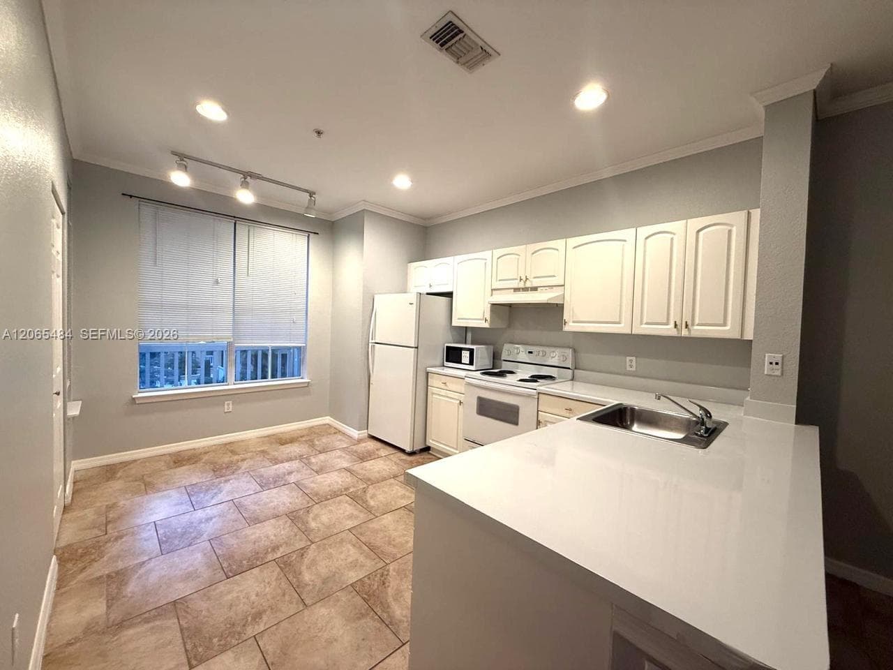 PARK NORTH AT CHENEY PLACE · #258 in Orlando - Photo 5
