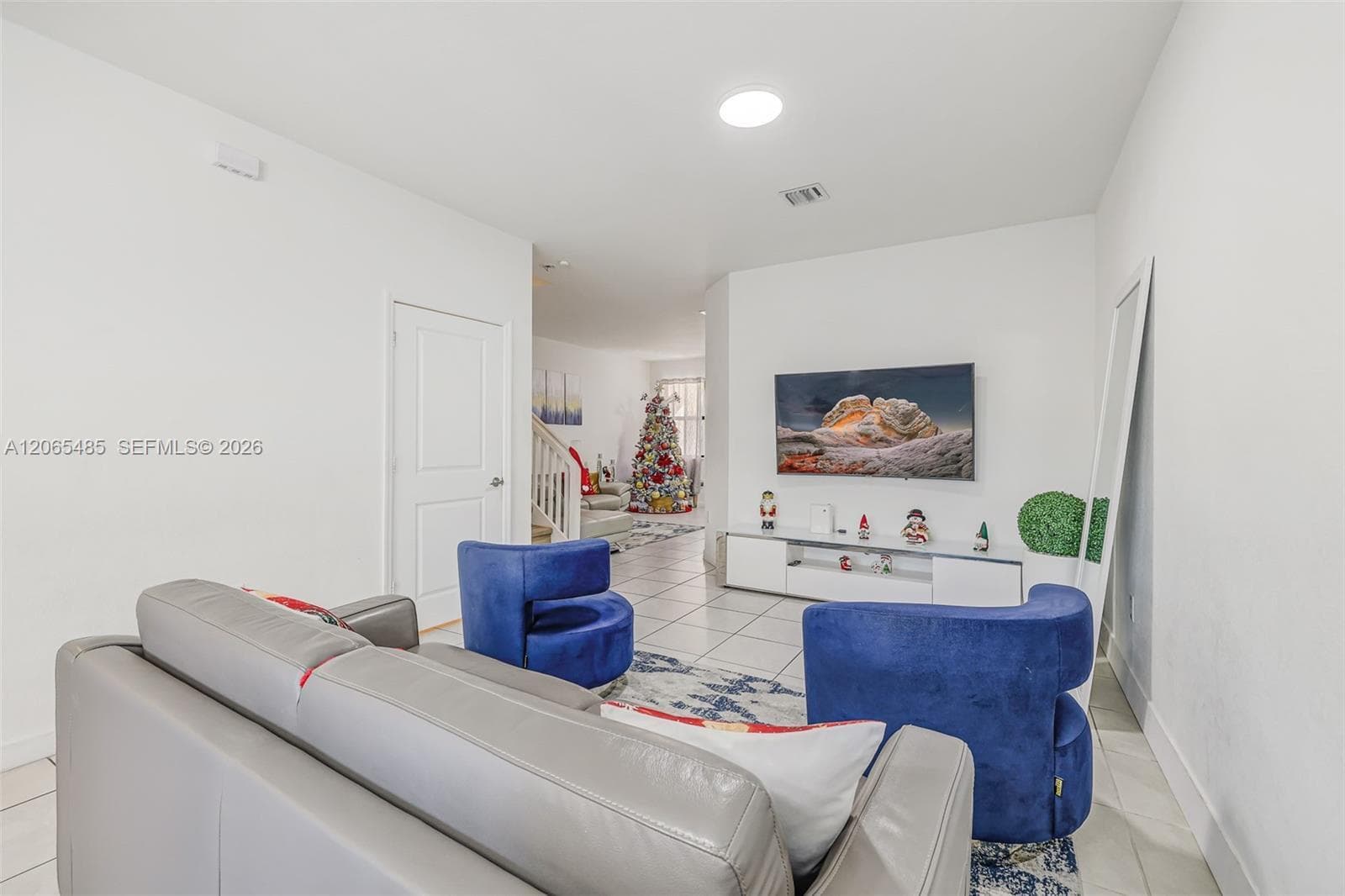 11907 SW 247th Ter photo 8